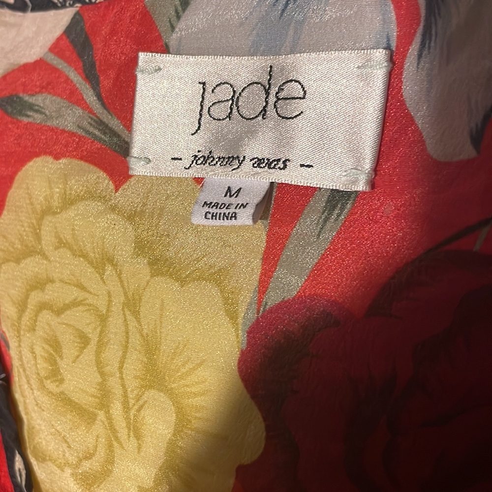 JOHNNY WAS JADE SILK FLORAL TOP . - Picture 8 of 9